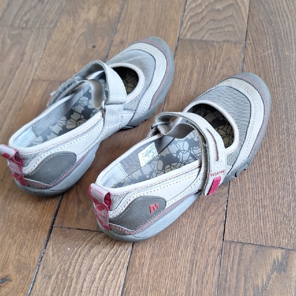 Merrell Sandals